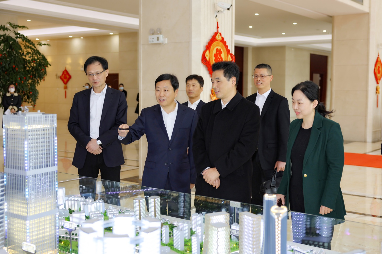 中国农业银行浙江省分行党委书记、行长王全刚来红狮集团调研